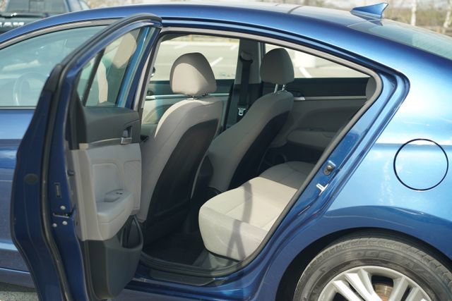 Used 2020 Hyundai Elantra SEL image 14