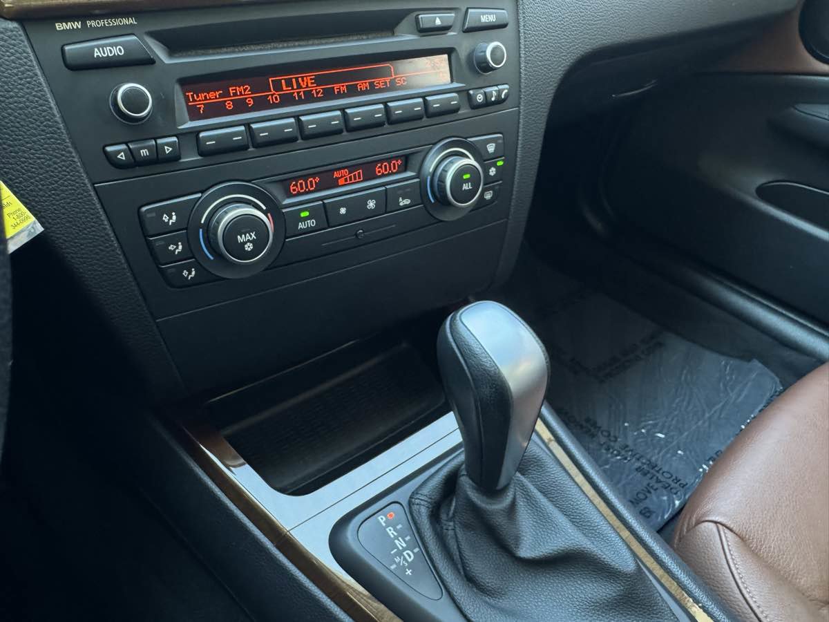 Used 2012 BMW 128i Coupe image 17