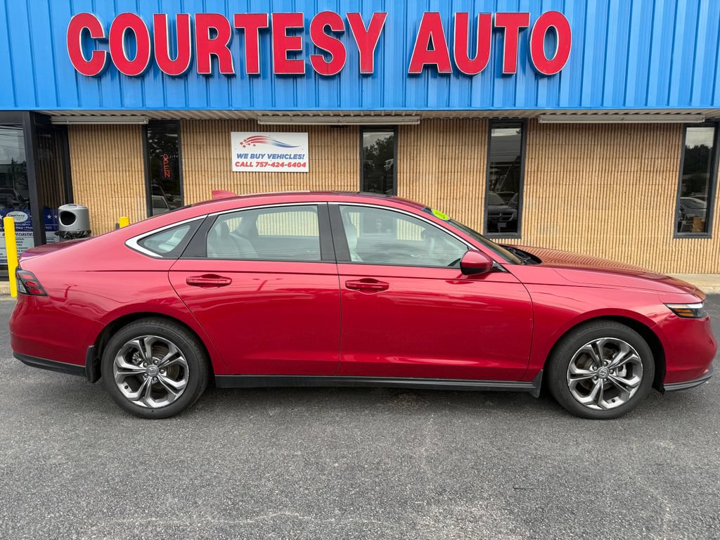 Used 2024 Honda Accord EX image 8