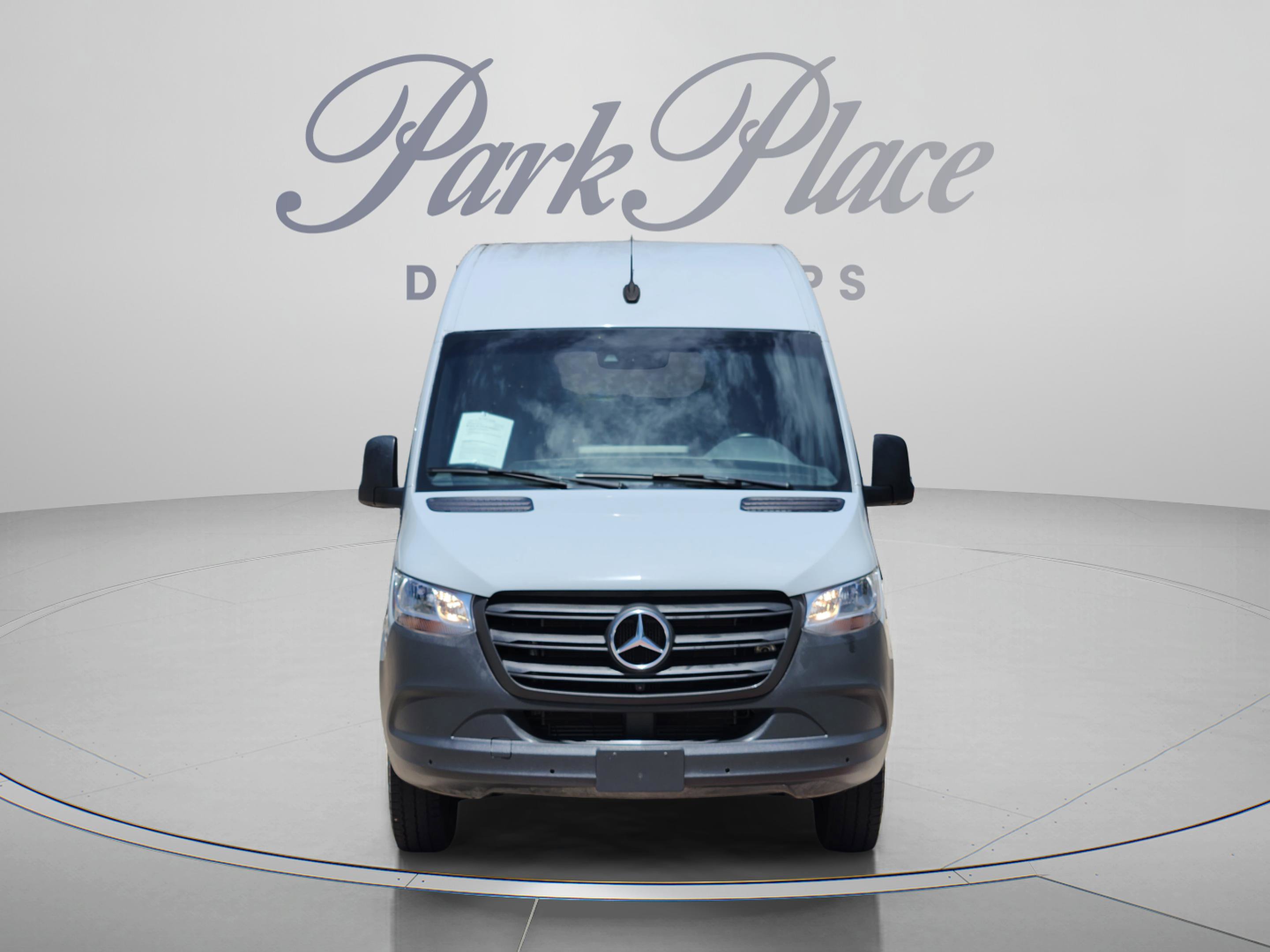 Used 2021 Mercedes-Benz Sprinter 3500 image 5