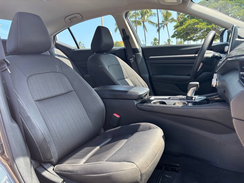 Used 2023 Nissan Altima 2.5 SV FWD image 9