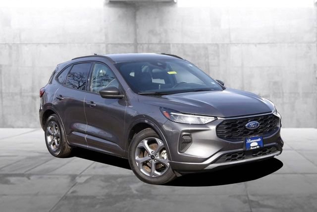 Certified 2024 Ford Escape ST-Line w/ Cold Weather Package image 2