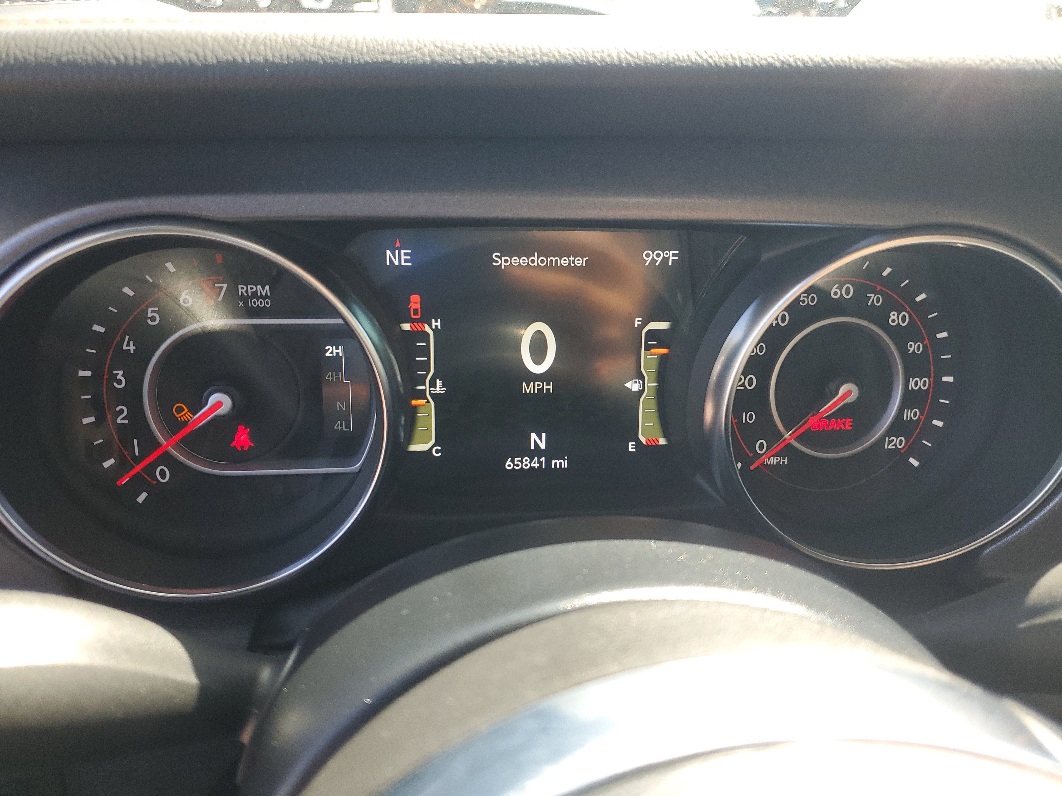 Used 2022 Jeep Gladiator Mojave AWD/4WD image 17