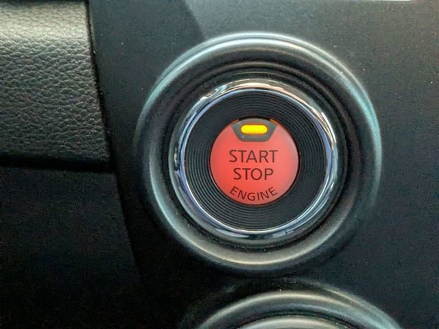 Used 2021 Nissan Titan PRO-4X AWD/4WD image 25