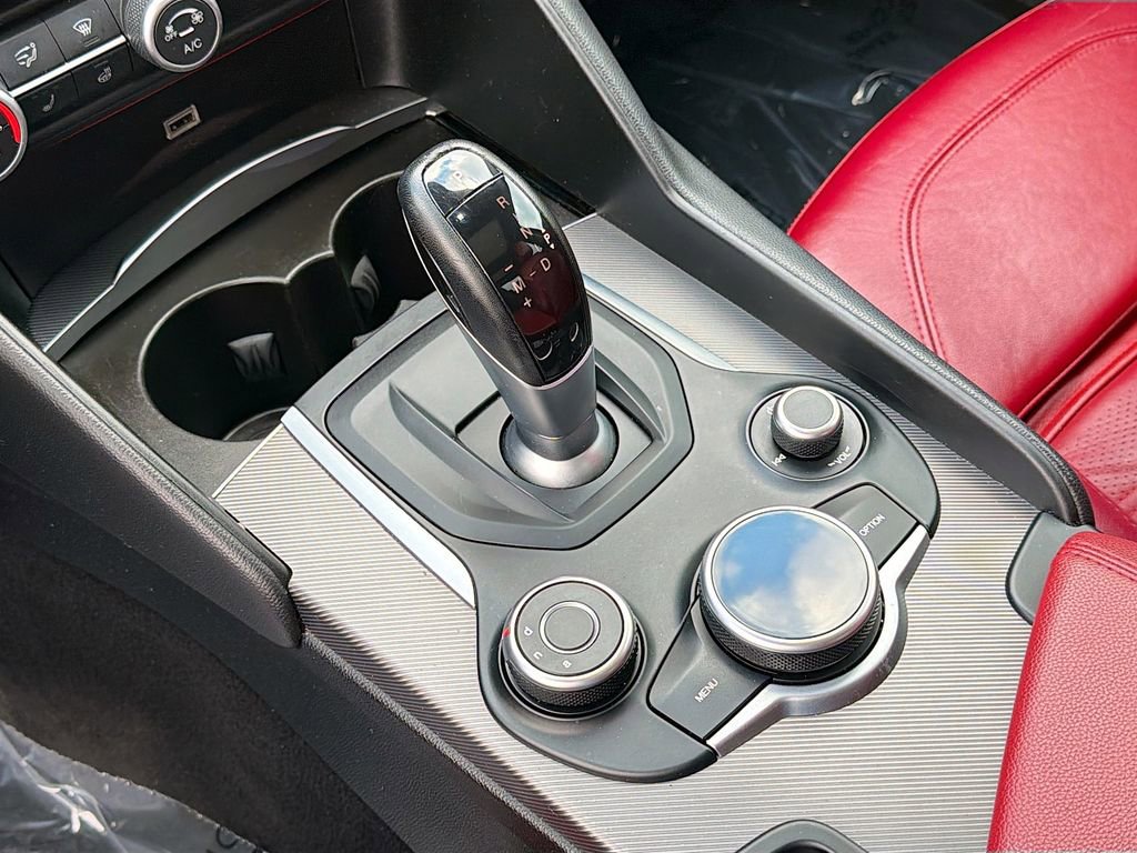 Used 2018 Alfa Romeo Giulia Ti Sport w/ Quick Order Package 22U Sport image 28