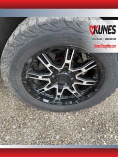 Used 2017 Chevrolet Silverado 1500 LT w/ All Star Edition image 14