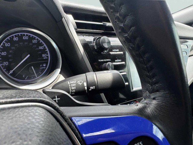 Used 2019 Toyota Camry SE image 22