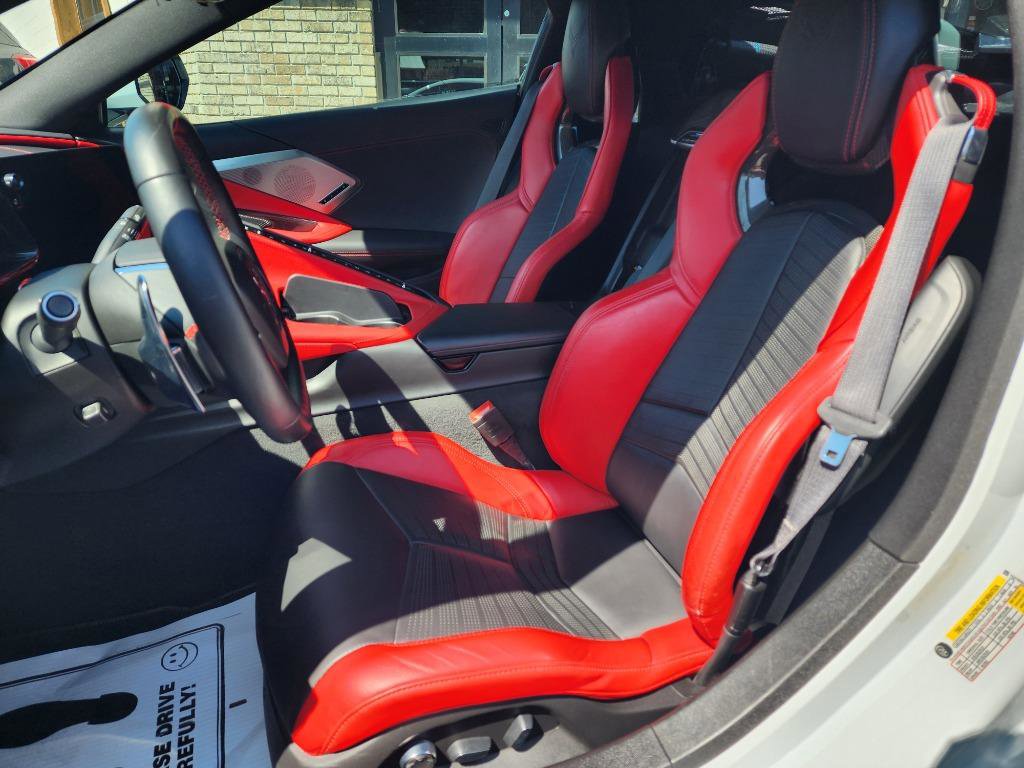 Used 2021 Chevrolet Corvette 2LT image 14