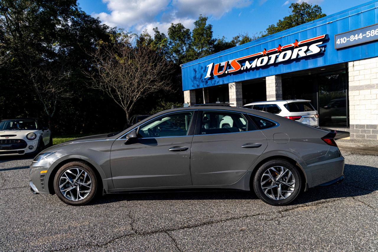 Used 2022 Hyundai Sonata SEL w/ Convenience Package FWD image 3