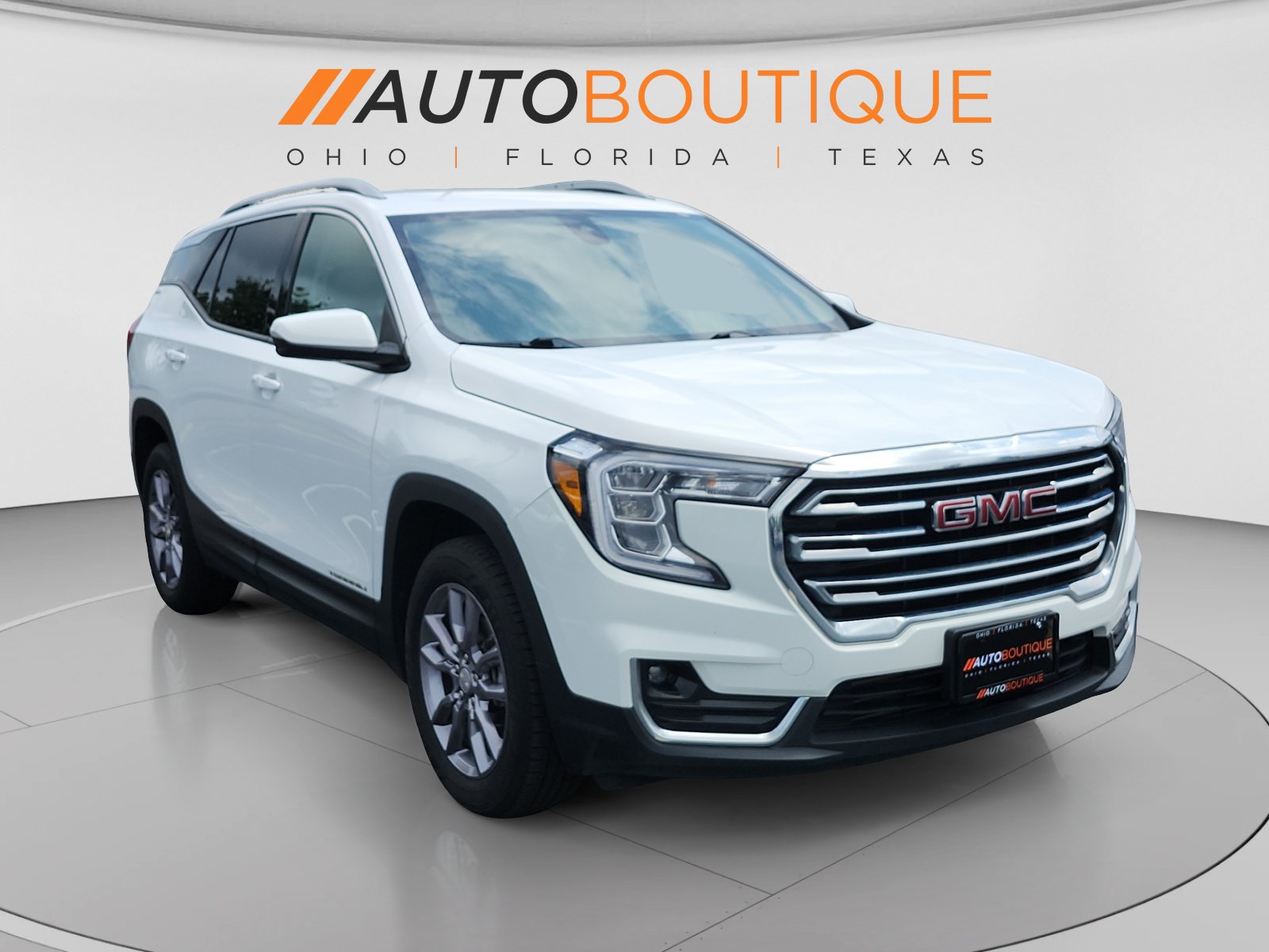 Used 2023 GMC Terrain SLT w/ Infotainment Package II AWD/4WD image 7