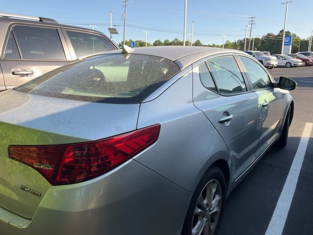 Used 2012 Kia Optima EX FWD image 4