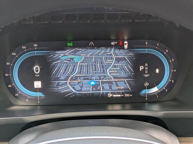 Certified 2025 Volvo XC90 B6 Plus w/ Protection Package Premier image 12