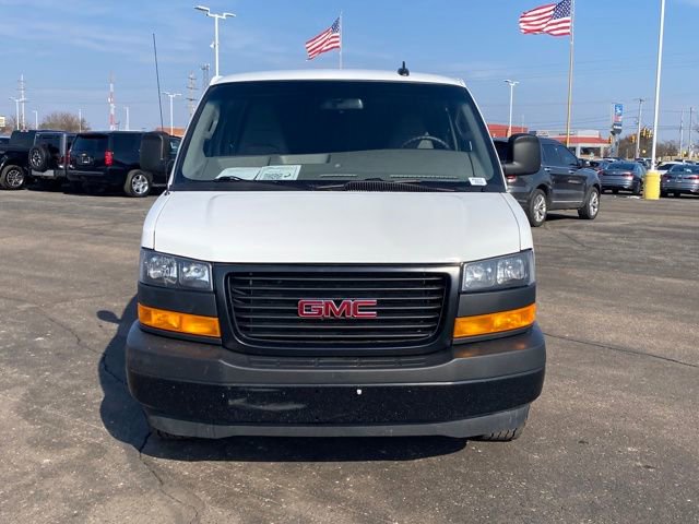 Certified 2024 GMC Savana 2500 Extended w/ Driver Convenience Package image 3