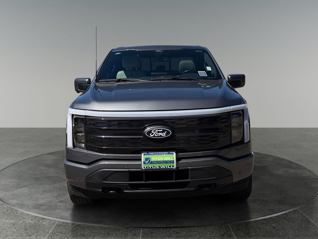 Used 2024 Ford F150 Lightning Platinum AWD/4WD image 2