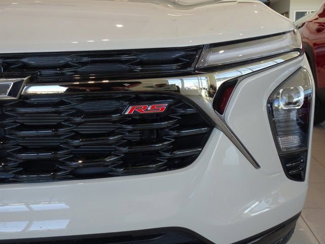 New 2026 Chevrolet Trax RS w/ Sunroof Package image 12