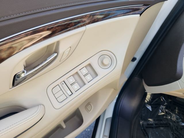Used 2014 Buick LaCrosse Premium w/ Driver Confidence Package FWD image 10
