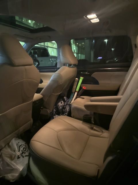 Used 2023 Toyota Highlander Limited image 9