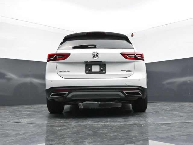 Used 2018 Buick Regal Essence w/ Driver Confidence Package #1 AWD/4WD image 43