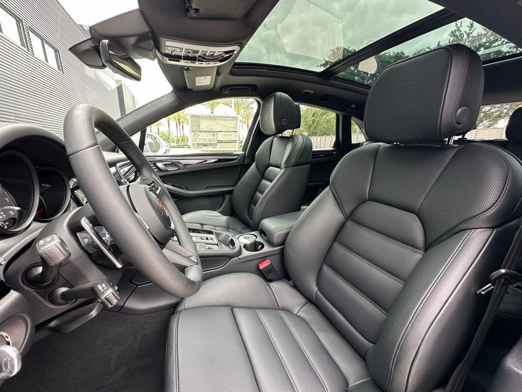 Used 2026 Porsche Macan S AWD/4WD image 5