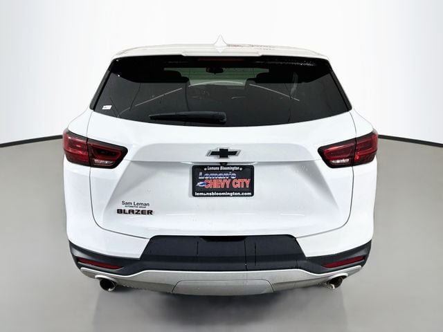 Used 2024 Chevrolet Blazer LT w/ Redline Edition FWD image 6