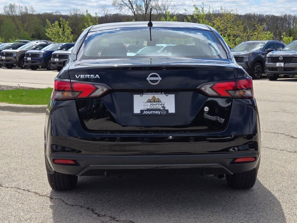 Used 2024 Nissan Versa S w/ Trunk Package FWD image 11