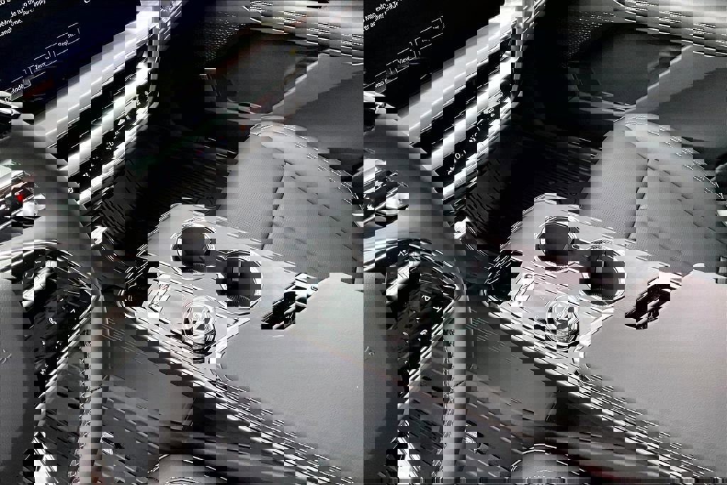 New 2026 Cadillac Lyriq Sport image 8