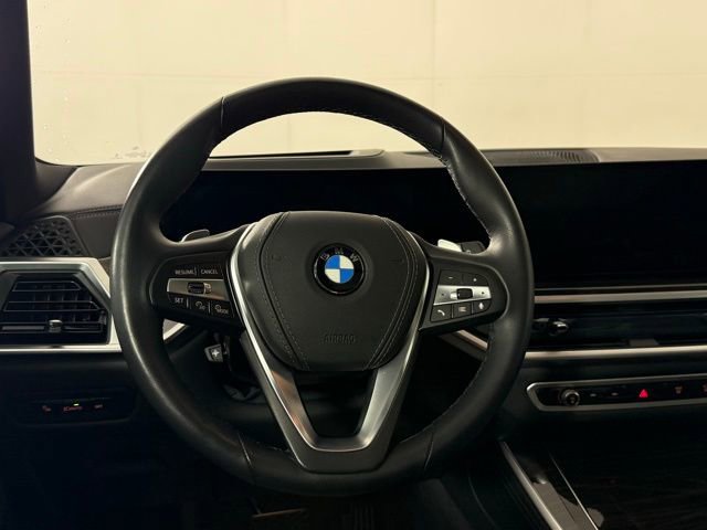 Used 2025 BMW X5 sDrive40i w/ Premium Package image 26