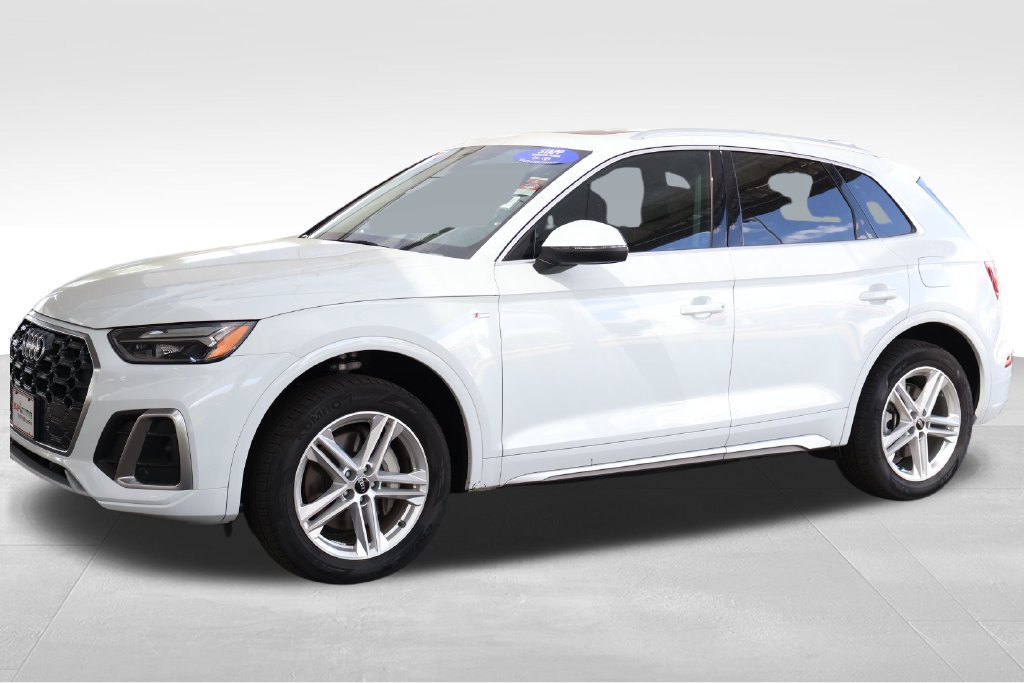 Used 2021 Audi Q5 e Premium Plus w/ Premium Plus Package AWD/4WD image 12