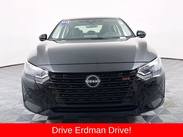 Used 2025 Nissan Sentra SR w/ Midnight Edition FWD image 2