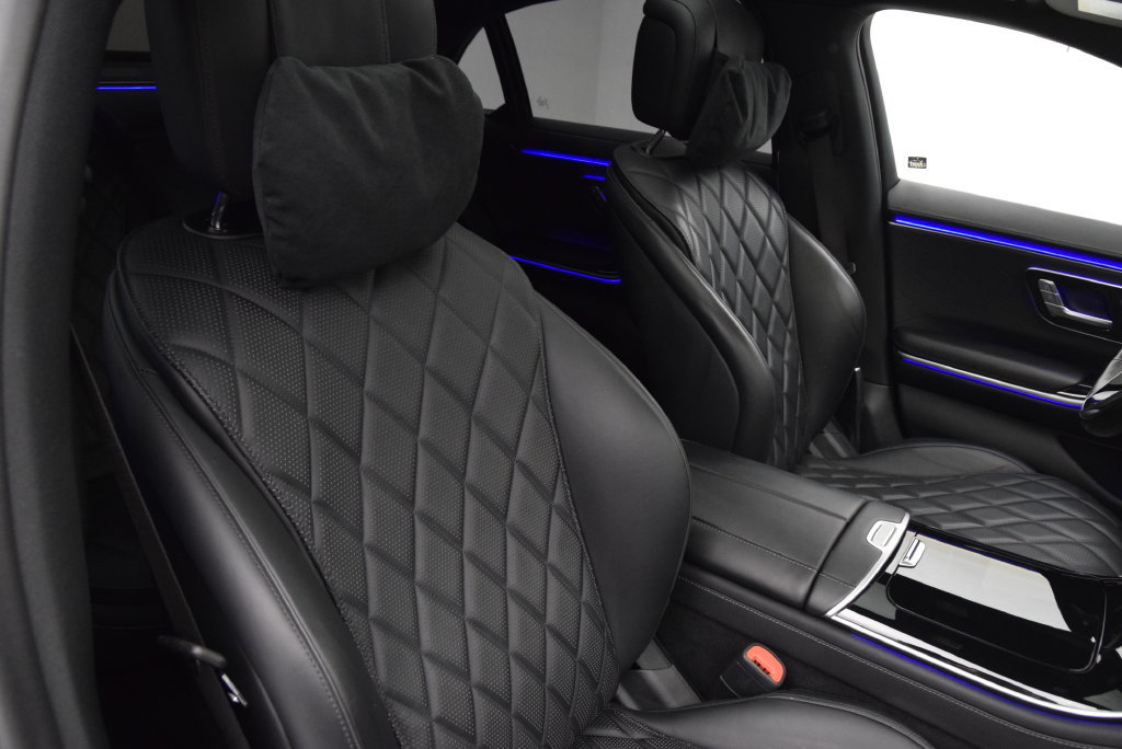 Used 2024 Mercedes-Benz S 580e 4MATIC Sedan image 16