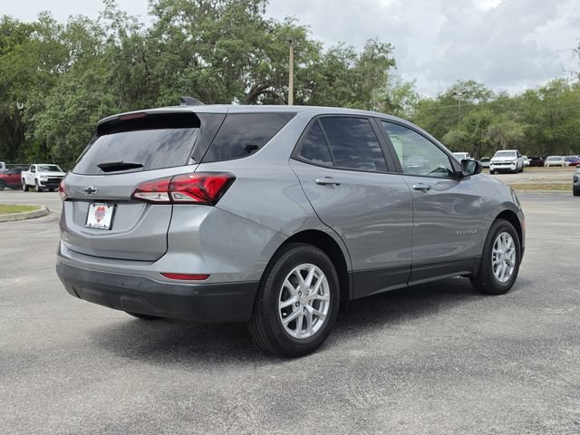 Used 2023 Chevrolet Equinox LS w/ LS Convenience Package FWD image 5