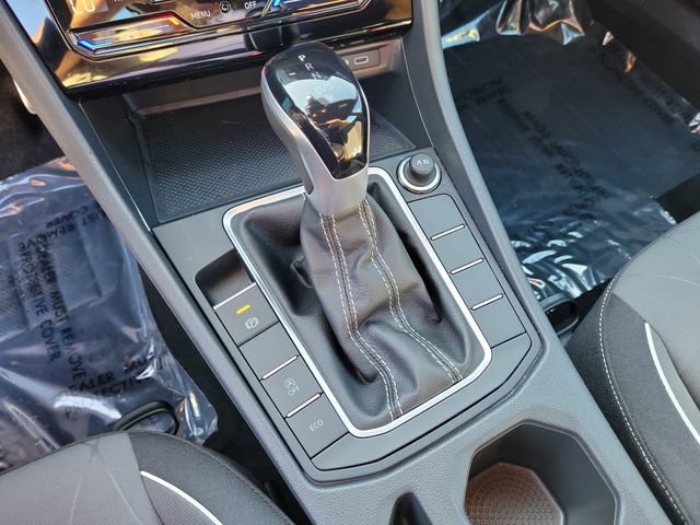 Used 2026 Volkswagen Jetta Sport FWD image 24