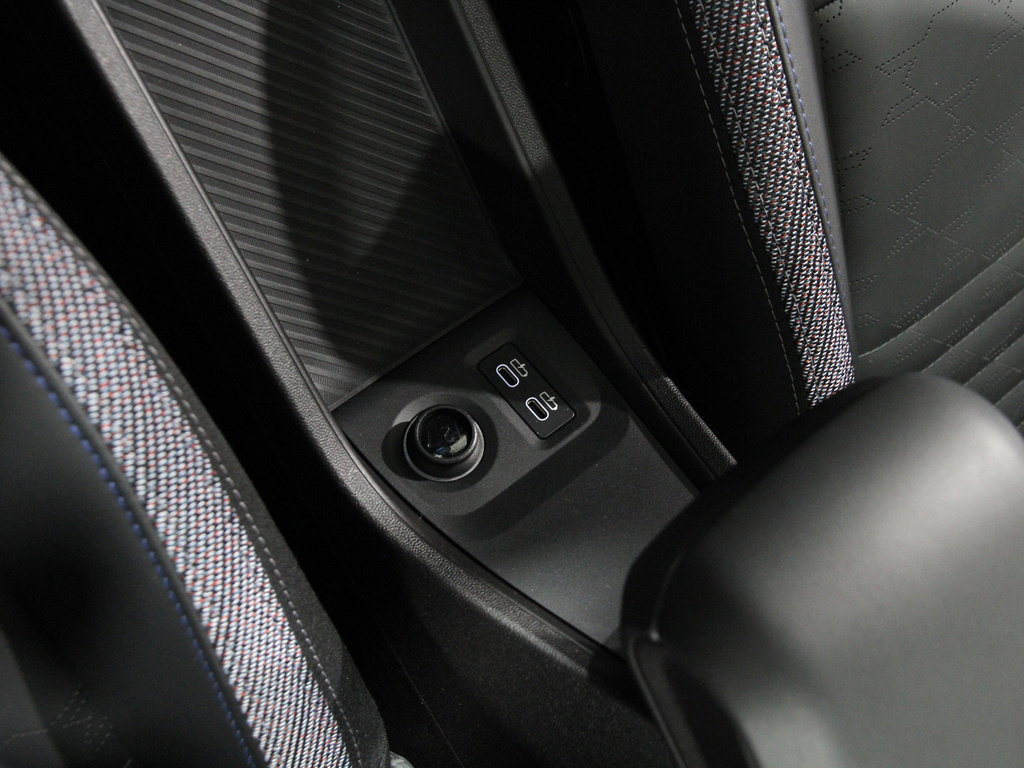 Certified 2025 MINI Cooper S image 16