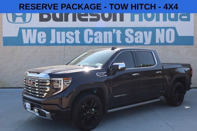 Used 2025 GMC Sierra 1500 Denali w/ Denali Reserve Package AWD/4WD image 1