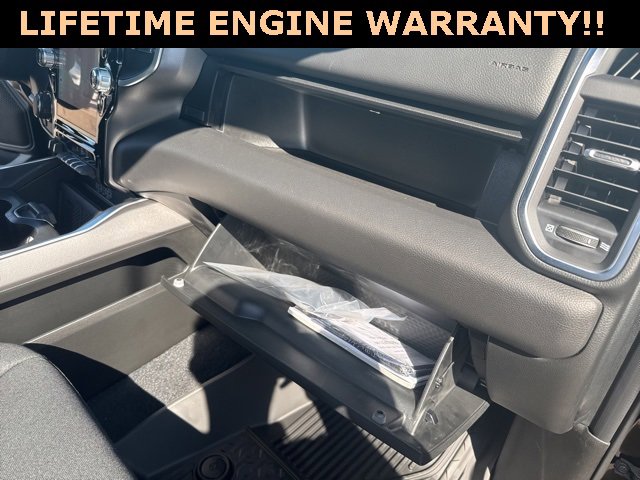 New 2026 RAM 1500 4x4 Crew Cab image 46