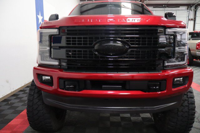Used 2018 Ford F250 Platinum w/ Platinum Ultimate Package AWD/4WD image 4