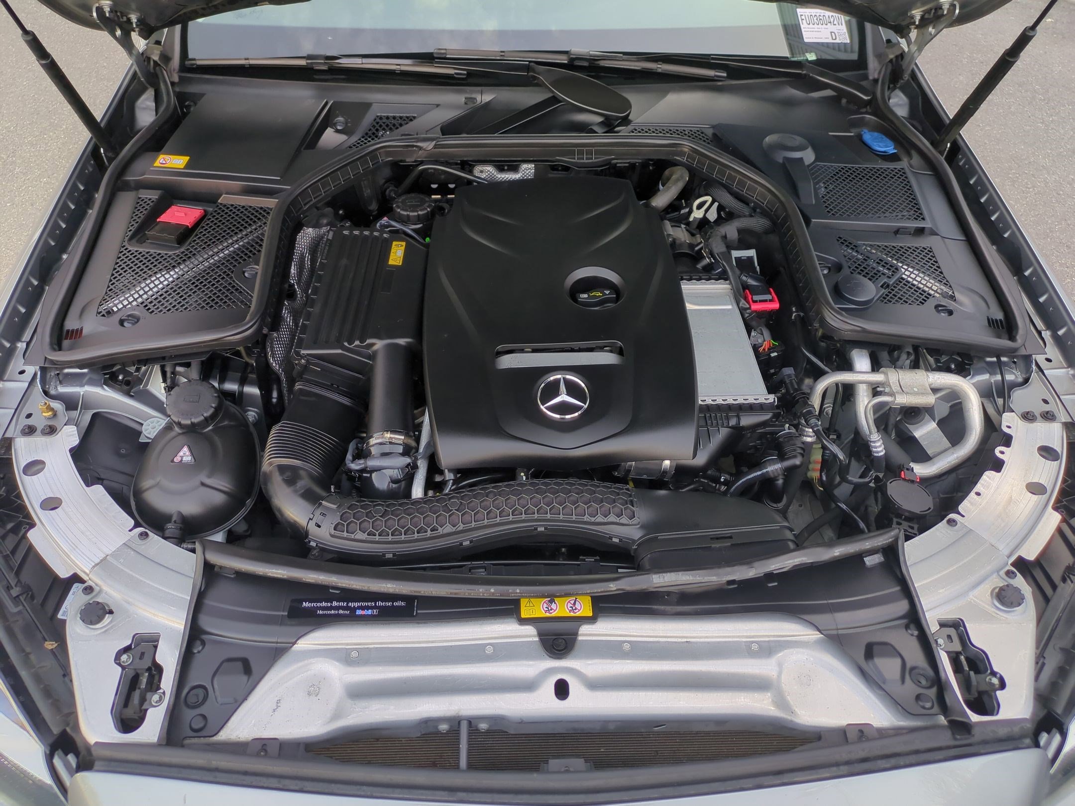 Used 2015 Mercedes-Benz C 300 4MATIC Sedan image 34