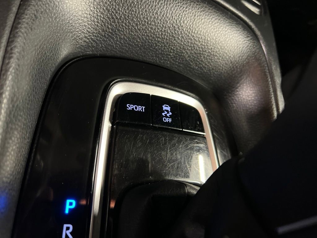 Used 2022 Toyota Corolla XSE FWD image 14