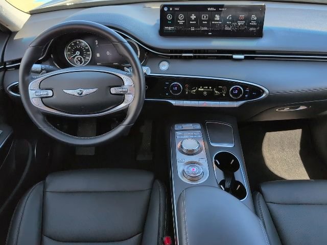 Used 2023 Genesis GV70 2.5T AWD/4WD image 4