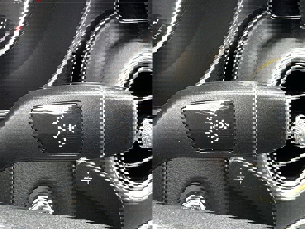 Used 2022 Mercedes-Benz GLC 300 image 20