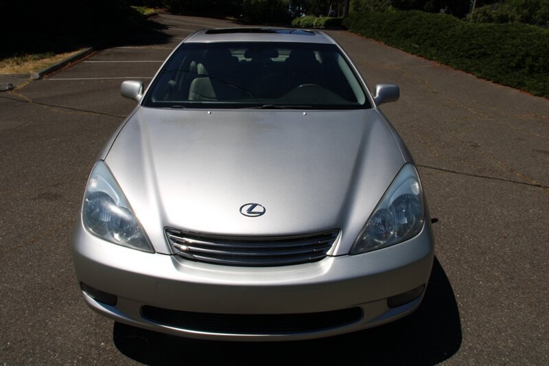 Used 2003 Lexus ES 330 FWD image 10
