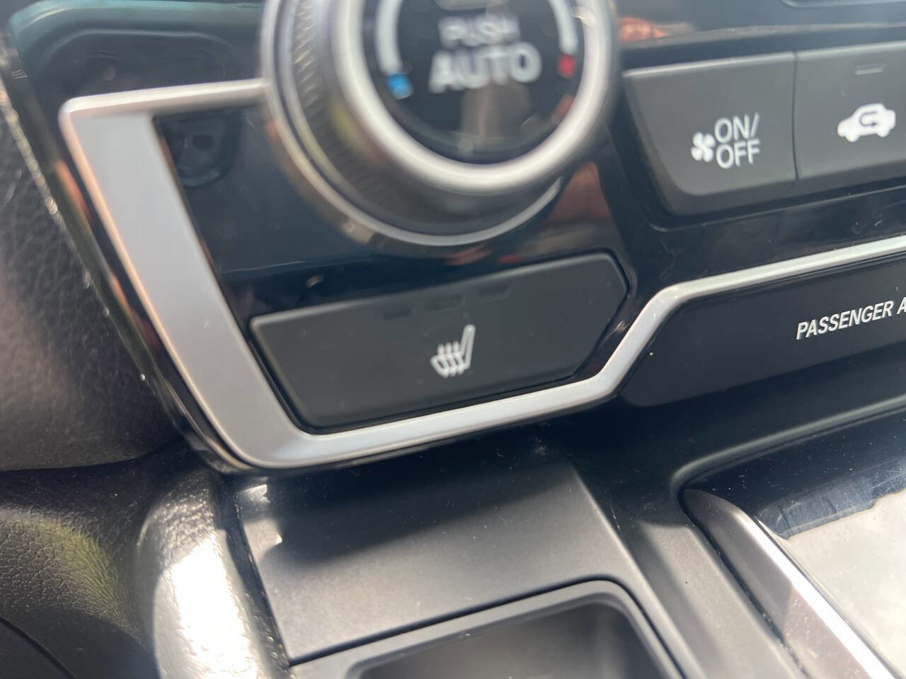 Used 2017 Honda CR-V EX image 24