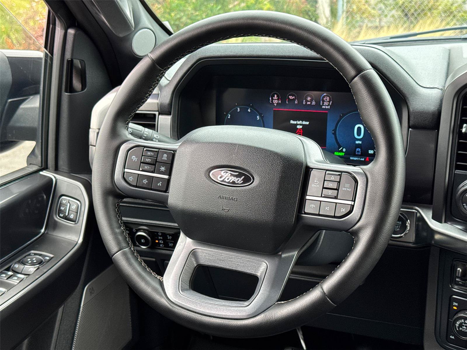 Used 2025 Ford F150 Lariat w/ Equipment Group 501A Mid AWD/4WD image 24