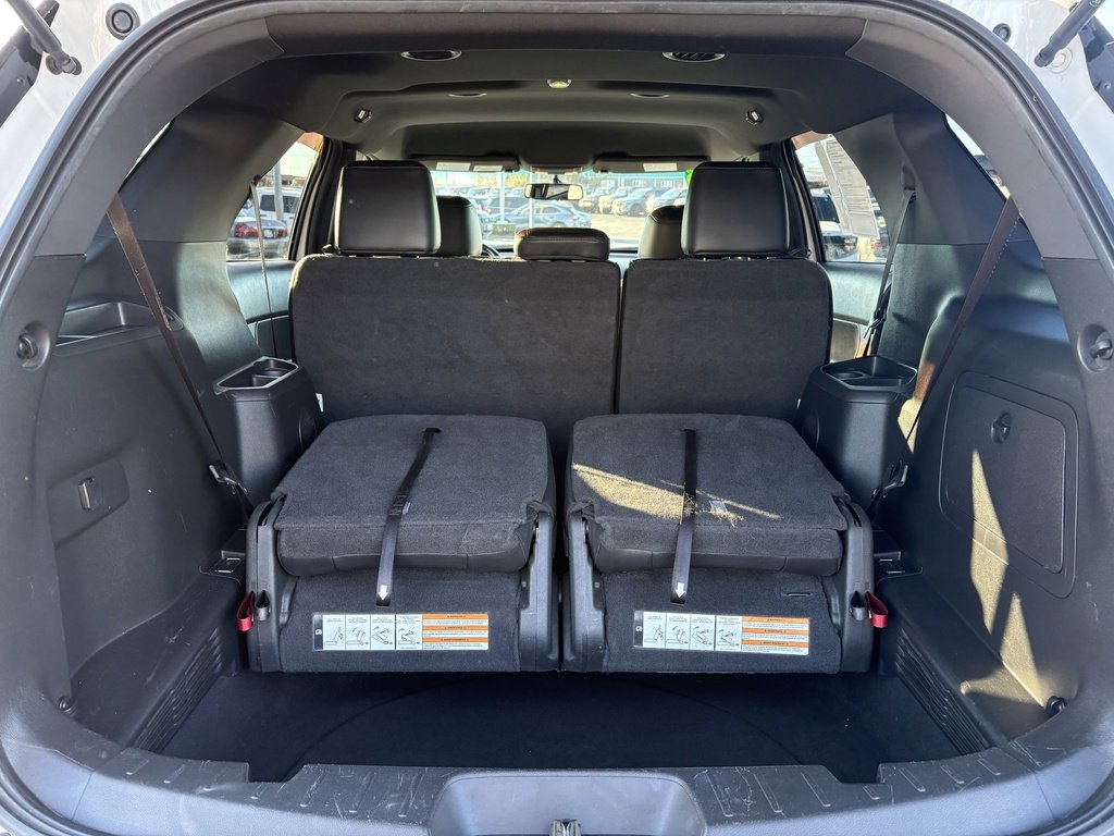 Used 2013 Ford Explorer XLT image 8