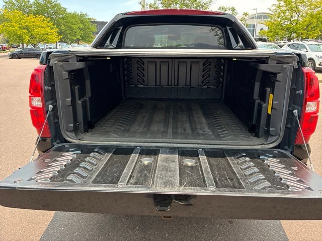 Used 2013 Chevrolet Avalanche LTZ AWD/4WD image 7