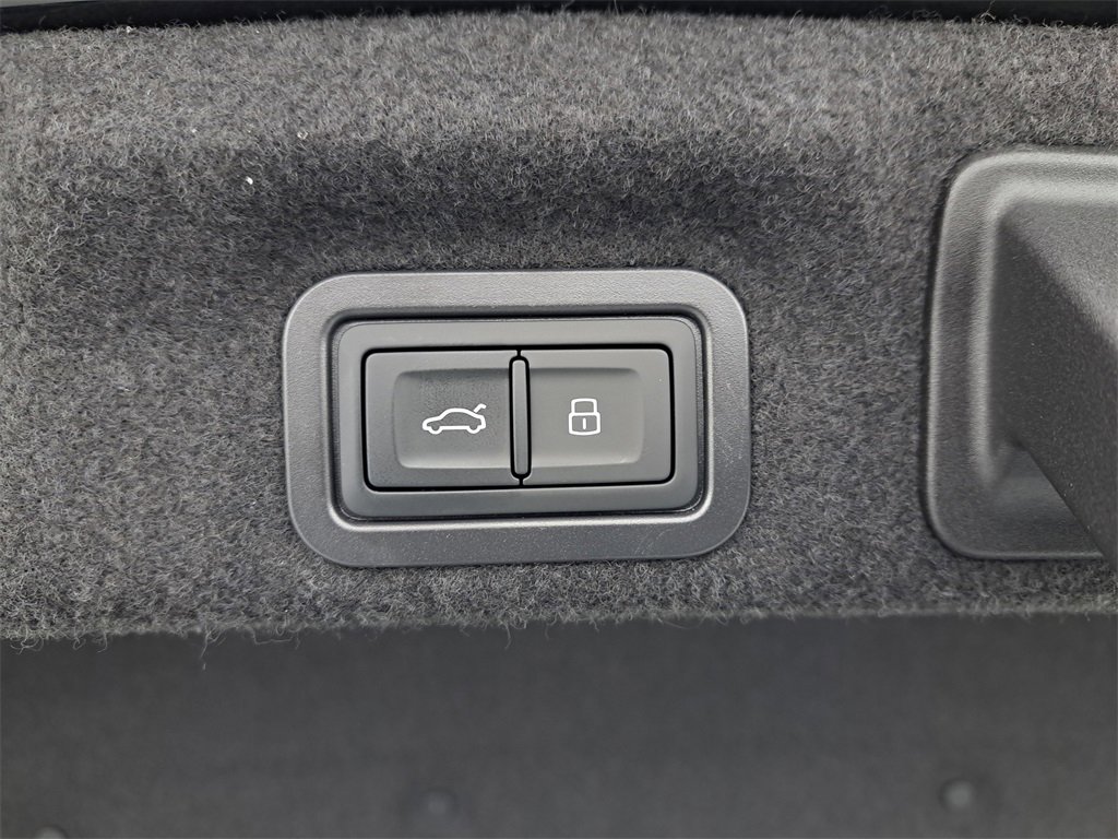 New 2026 Audi A6 Premium Plus image 32