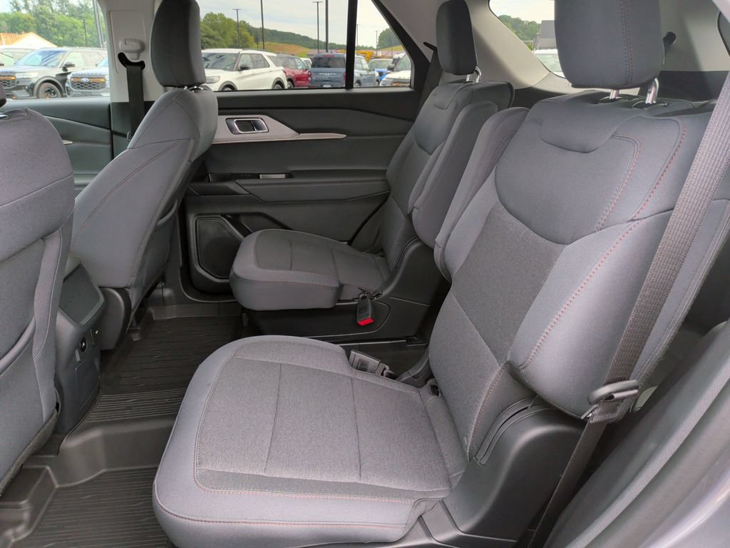 New 2026 Ford Explorer Active AWD/4WD image 14