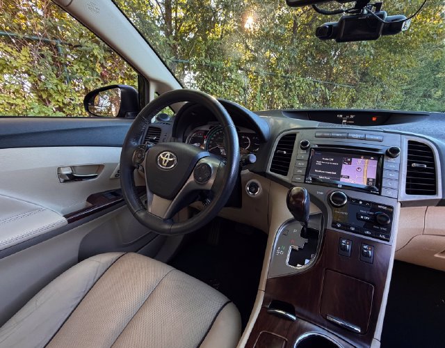 Used 2015 Toyota Venza XLE w/ XLE Premium Package FWD image 28