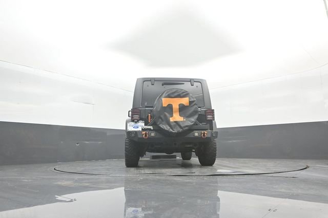 Used 2015 Jeep Wrangler Rubicon w/ Power Convenience Group AWD/4WD image 34