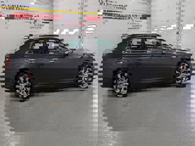 Used 2017 Chrysler 300 C w/ Safetytec Plus Group image 8